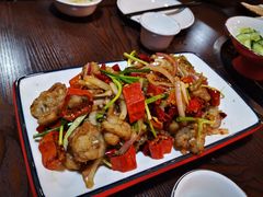 -虾弄弄海派小龙虾·牛羊蝎子火锅