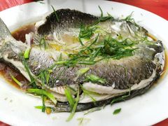 -银峰农庄·特色烧鸡·鲜无花果浸鸡