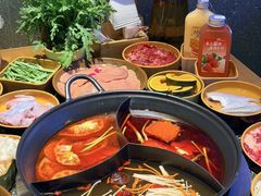 -杨肥肠火锅大排档(火车站花园店)