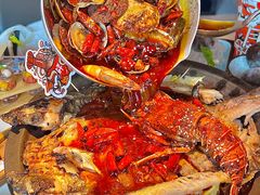 -鸣记脆皮烤鱼·海鲜烤鱼(三八广场店)