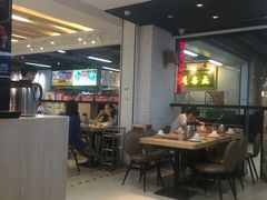 大堂-为什么牛潮汕牛肉火锅(万胜广场店)