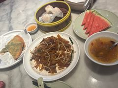 -蝴蝶里·粤菜·点心(龙湖天街&滨江店)
