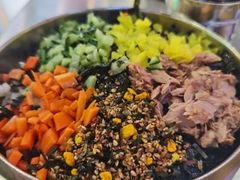 金枪鱼拌饭-玄希浪漫厨房·韩料烤肉(湖滨银泰in77店)