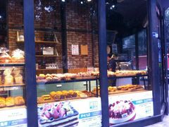 面包甜点陈列柜-卡萨米亚动物奶油生日蛋糕(牡丹城店)