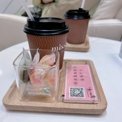 -蜜丝卡伦美甲美睫半永久
