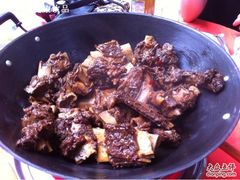 -鑫驼峰牛排火锅(普陀路店)