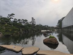 -罗红摄影艺术馆