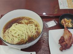 -百年老字号·观振兴蟹黄面·三虾面·苏式面(观前街富仁坊巷店)