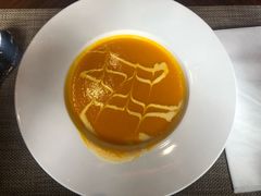 奶油南瓜汤-YUE·6·西式融合餐厅(外滩六号店)