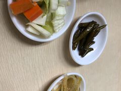 -闫家驴肉老店(华电一校店)