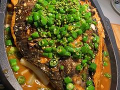 鲜青椒味烤鱼-江边城外烤全鱼(世茂广场店)