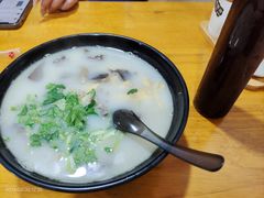 -鸭小妹鸭血粉丝(老门东店)