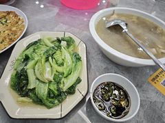 -银峰农庄·特色烧鸡·鲜无花果浸鸡
