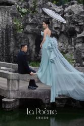 -乐派诗婚纱摄影