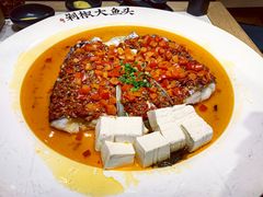 千稻剁椒大大大鱼头-千稻剁椒大鱼头(CityOn熙地港店)