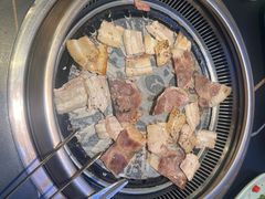 -梨花自助烤肉(西三旗万象汇黑金店)