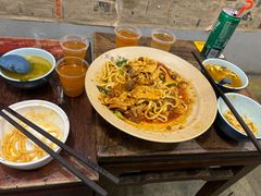 -方铲铲·成都板凳面(滨江银泰店)