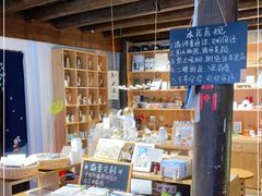 面包甜点陈列柜-新月集庭院咖啡馆(老邮局店)