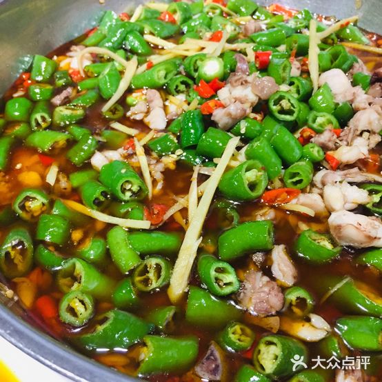 盐之骄鸿鹤鲜锅兔(贡井店)