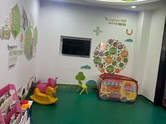 -雅悦齿科(顾村公园店)