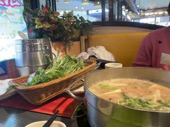 -四季喧黔味豆米火锅(万达广场店)