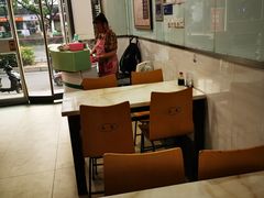 大堂-绿杨馄饨临顿路店