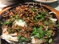 -鑫巴蜀小镇 · 水煮鱼专研店(玉桥店)