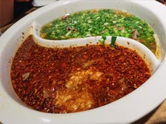 鸳鸯水煮牛肉-成都吃客(九眼桥店)