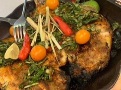 香茅草烤罗非鱼-云海肴·汽锅鸡·云南菜(美罗城店)