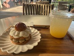 -VERIE BAKEHOUSE