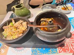 -云海肴·汽锅鸡·云南菜(天山百盛优客店)