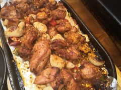 -老东镇啤酒屋海鲜加工·蒸汽海鲜·海鲜烧烤(台东店)