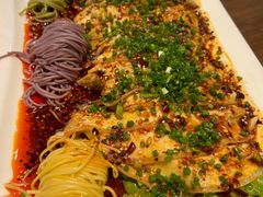 -有红鸡毛店·川菜(建设路店)