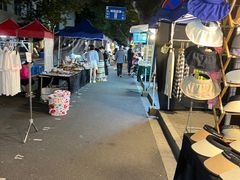 -吴山路夜市
