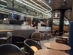-星巴克臻选(上海虹桥新天地三店)