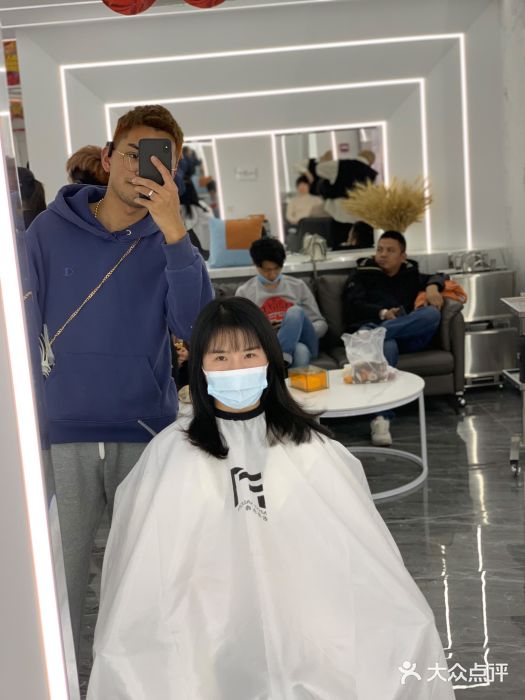 MYYF SALON烫发染发图片