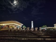 -亚龙湾中心广场