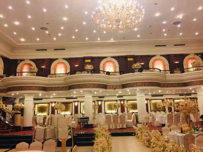 同泽俱乐部-"首先要解释一点:因为我吃的是婚宴,不了解.