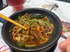 绿野仙踪菠菜土豆粉-姐弟俩土豆粉(西安小寨店)