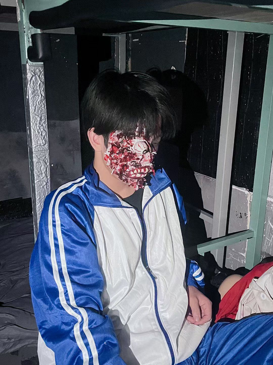 长藤鬼校恐怖尖叫