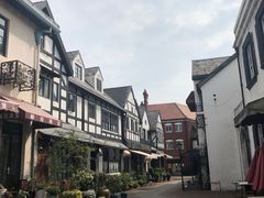 -钟书阁(松江泰晤士小镇店)