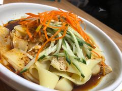 -巴依兄弟西域美食(机场店)