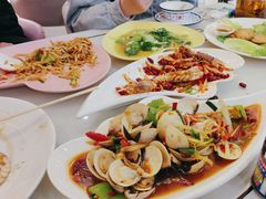 -覃记海鲜美食餐厅