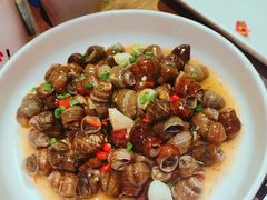 -龙巢盱眙龙虾·牛蛙·烧烤宵夜(八卦岭店)