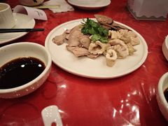 -侬佳蒸菜馆(听潮店)