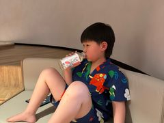 -涨巢·潮玩水疗局