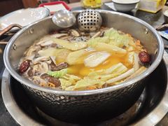 -乳仔牛牦牛汤锅 烤羊排(松潘古城店)