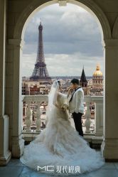 -现代经典婚纱摄影