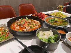 -本来精品川菜(嘉里中心店)