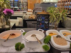 -圣丰索菲特·2 On 988 Café 自助餐厅